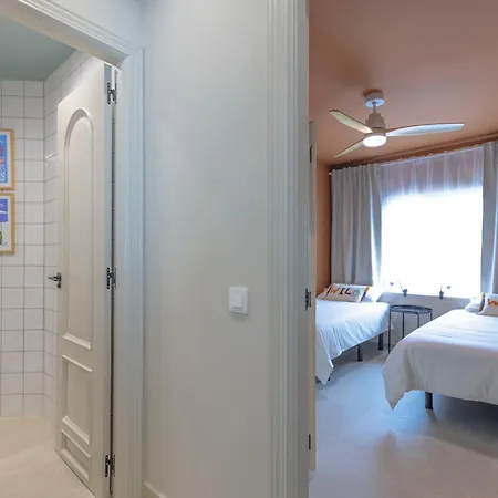 Апартаменты Ocean View 2 Bedrooms Flat - Air Conditioning & Free Parking & Wi-fi *